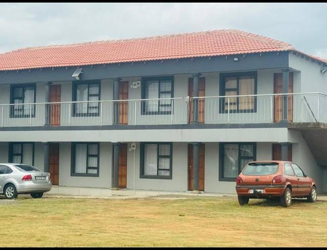 10 BEDROOM APARTMENT FOR SALE IN MAJAKANENG